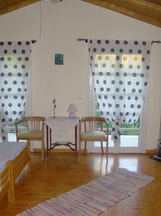 Lemoni Apartments Pelekas Exterior photo